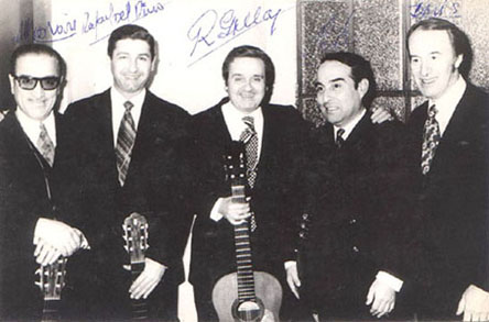 Roberto Grela: Rubén Morán, Rafael del Pino, Roberto Grela, Anibal Arias y Davis
